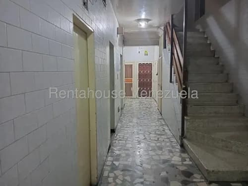 Hermoso y Amplio Apartamento en La Candelaria en Venta - MLS #26-11018